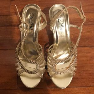Gold lightly worn heels